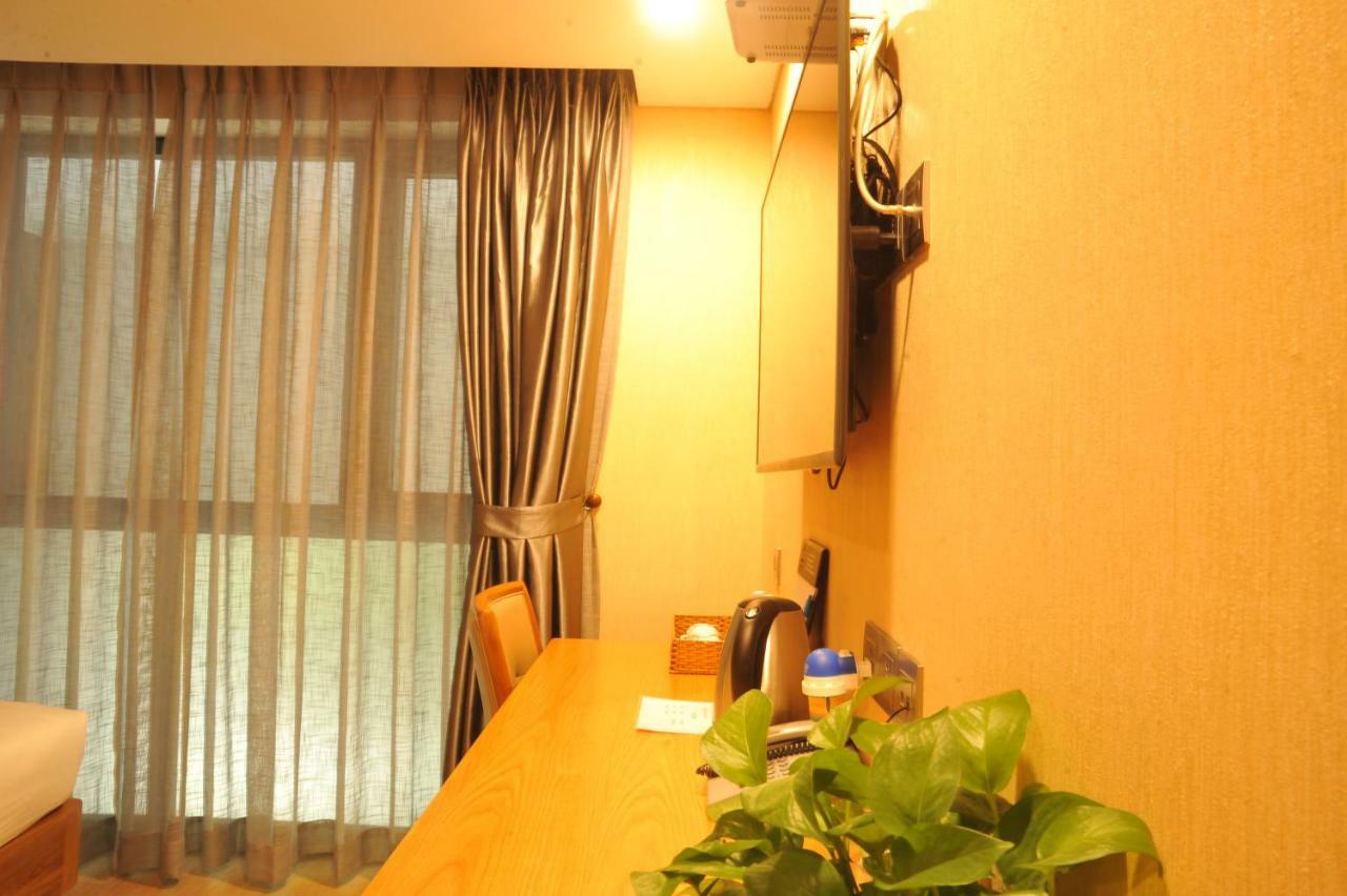 Imperial Saigon Hotel Hô Chi Minh-Ville Extérieur photo