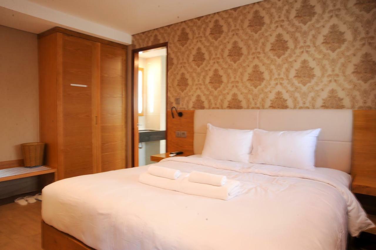 Imperial Saigon Hotel Hô Chi Minh-Ville Extérieur photo