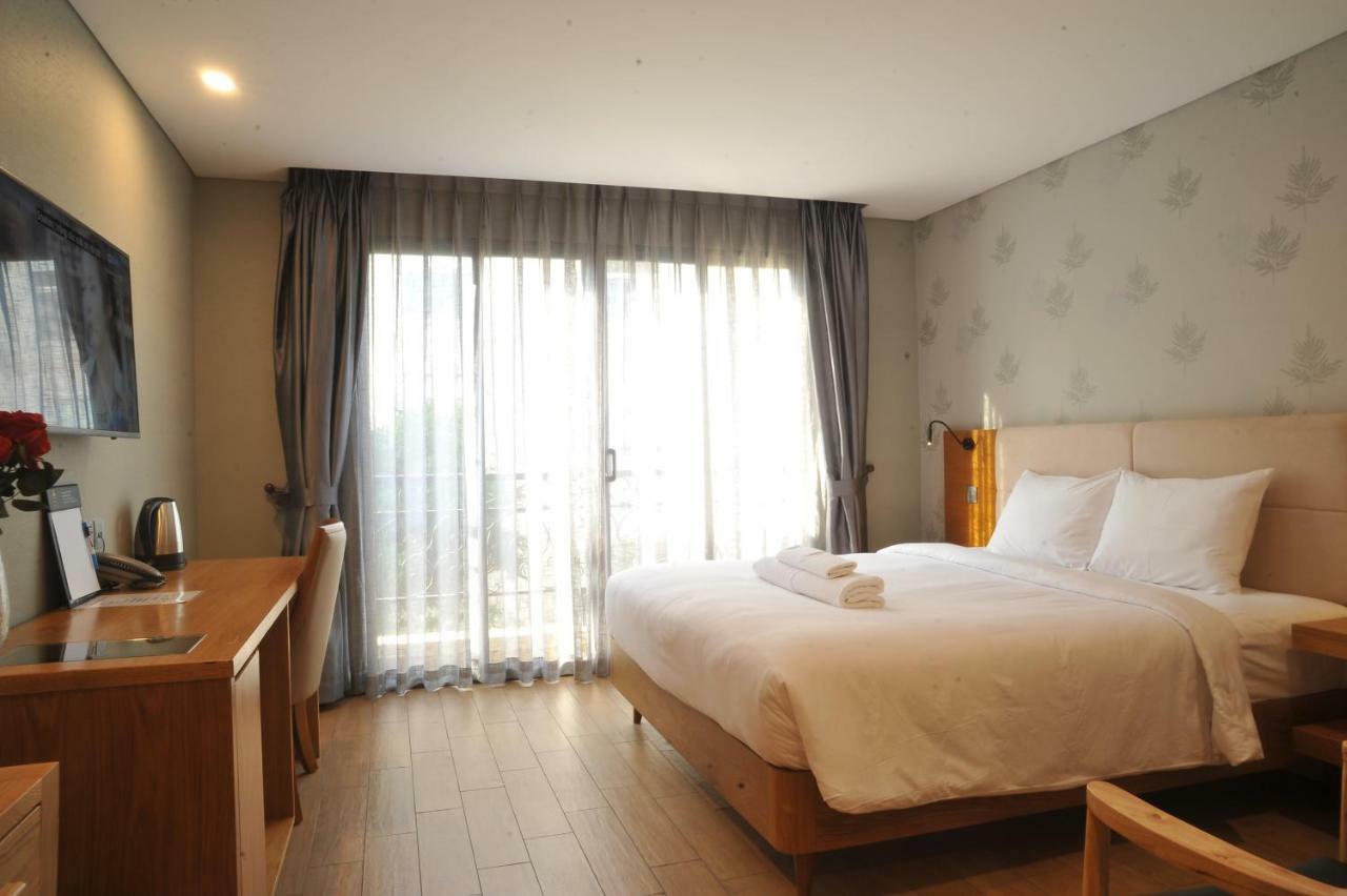 Imperial Saigon Hotel Hô Chi Minh-Ville Extérieur photo