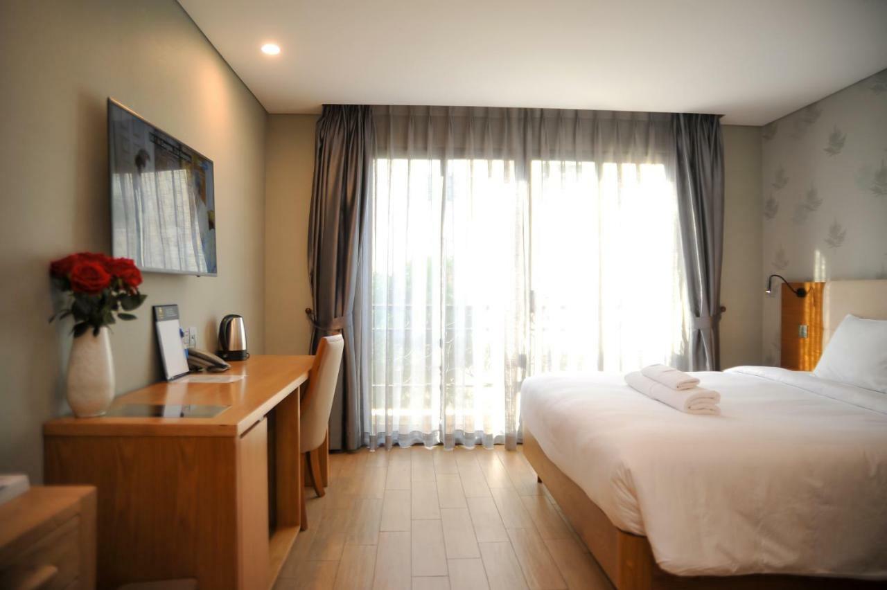 Imperial Saigon Hotel Hô Chi Minh-Ville Extérieur photo